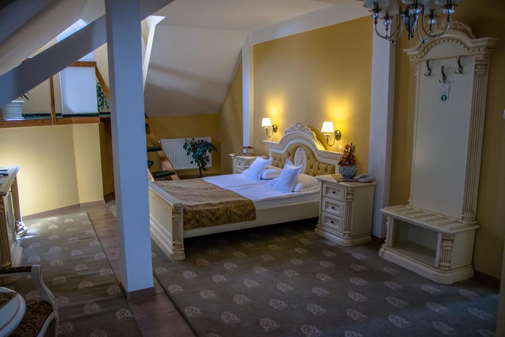 סאטו מארה Hotel Astoria מראה חיצוני תמונה